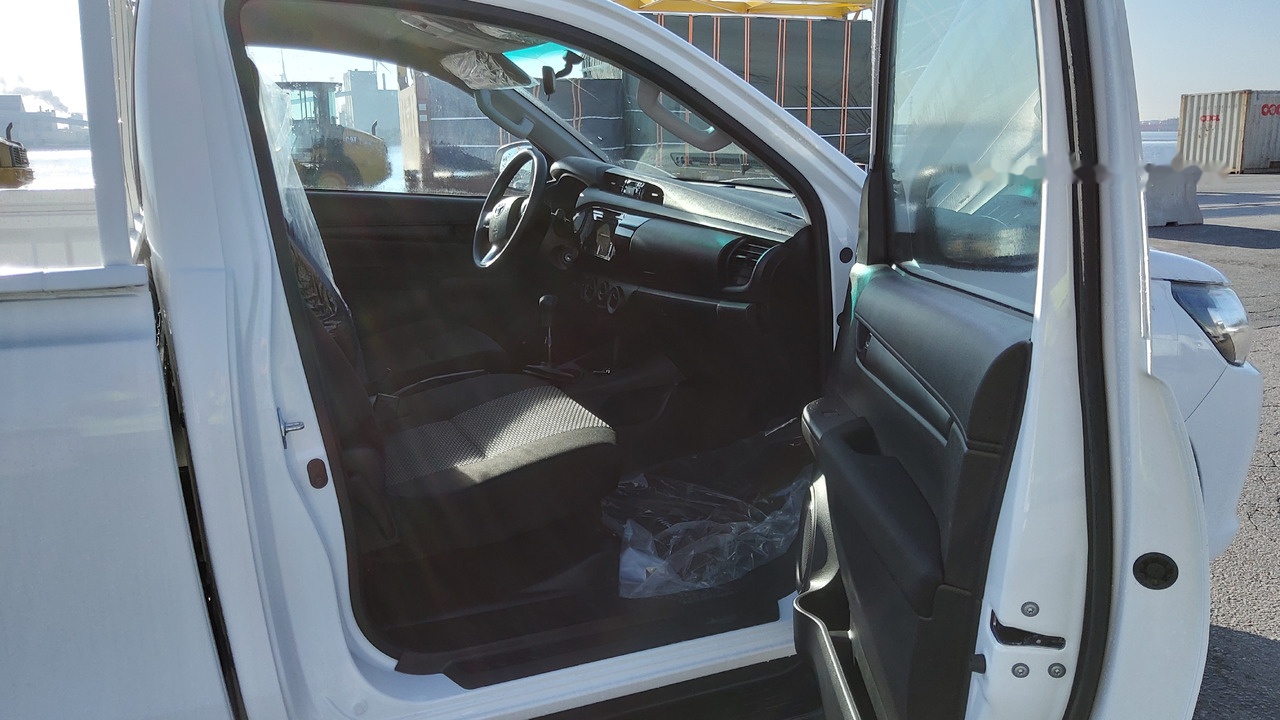 Pick-up Toyota Hilux / Revo Pick-up single Cab pack security 2.4L Turbo Diesel Manual: foto 9