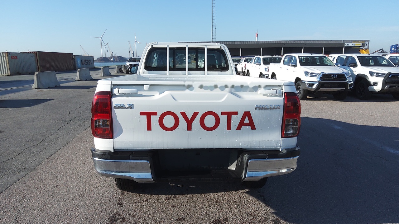 Toyota Hilux / Revo Pick-up single Cab pack security 2.4L Turbo Diesel Manual - Automóvel: foto 4 Toyota Hilux / Revo Pick-up single Cab pack security 2.4L Turbo Diesel Manual - Automóvel: foto 4