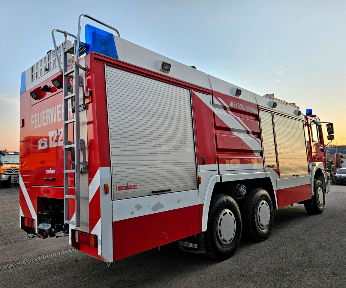 MAN 33.364 6x6 Rosenbauer ULFA 3000 Feuerwehr - Carro de bombeiro: foto 4 MAN 33.364 6x6 Rosenbauer ULFA 3000 Feuerwehr - Carro de bombeiro: foto 4