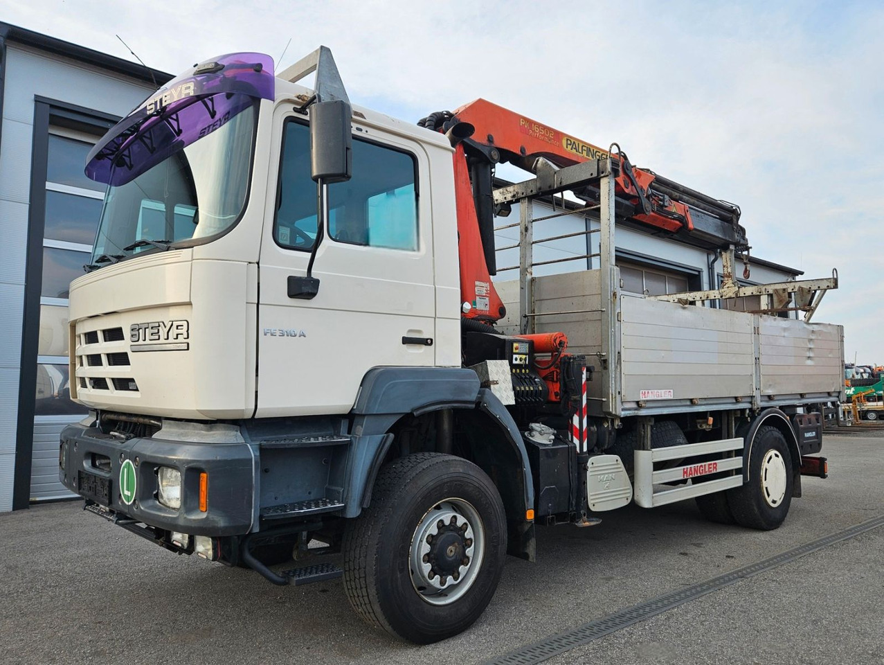 MAN FE310 A 4x4 Palfinger PK16502 Funk Kran - Camião grua: foto 4 MAN FE310 A 4x4 Palfinger PK16502 Funk Kran - Camião grua: foto 4