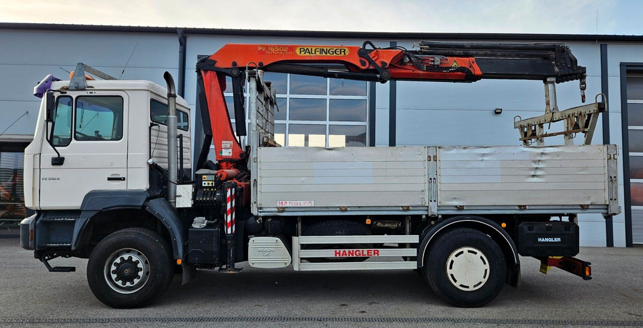 MAN FE310 A 4x4 Palfinger PK16502 Funk Kran - Camião grua: foto 5 MAN FE310 A 4x4 Palfinger PK16502 Funk Kran - Camião grua: foto 5