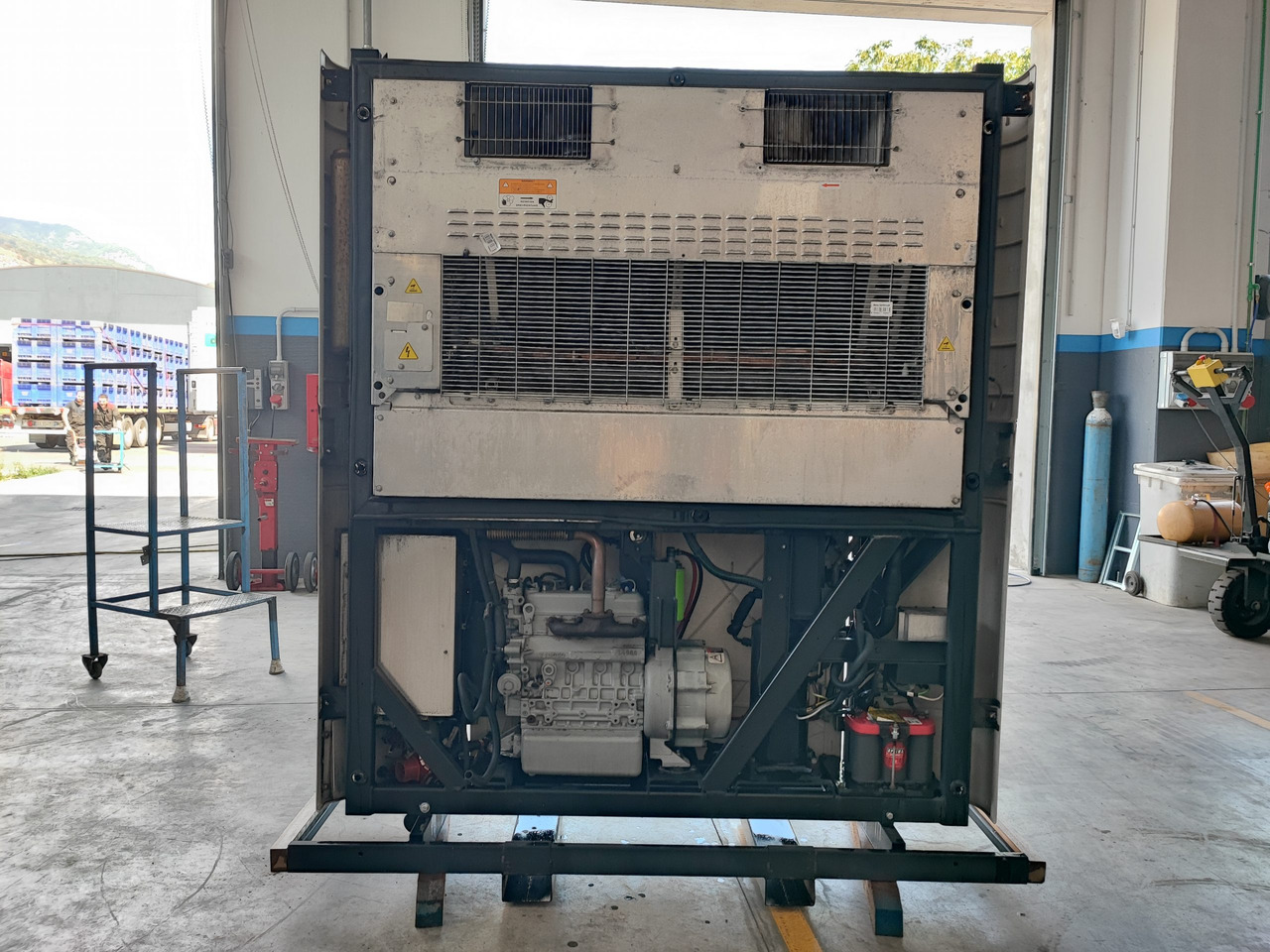 Motore Frigo Carrier Vector 1550 - Equipamento de refrigeração: foto 4 Motore Frigo Carrier Vector 1550 - Equipamento de refrigeração: foto 4