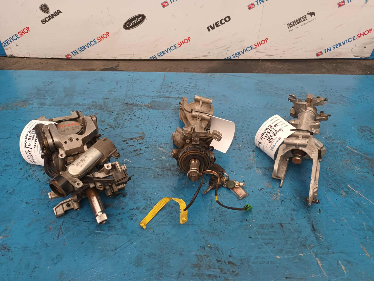 Piantone Sterzo Volvo Scania - Coluna de direcção por Camião: foto 1 Piantone Sterzo Volvo Scania - Coluna de direcção por Camião: foto 1