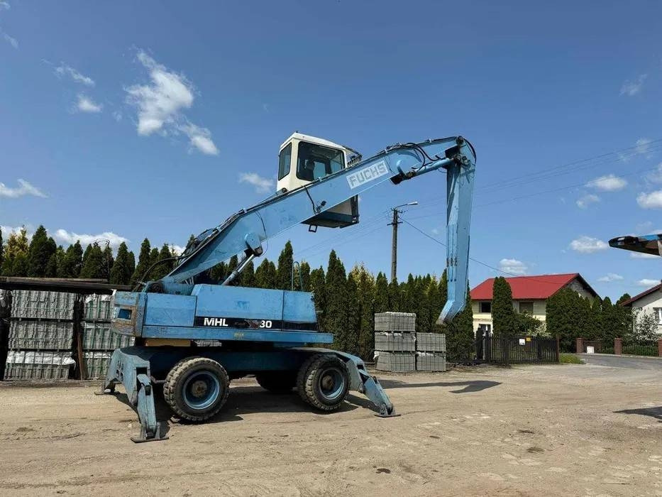 Koparka przeładunkowa Fuchs MHL 330 - Manipulador de material: foto 1 Koparka przeładunkowa Fuchs MHL 330 - Manipulador de material: foto 1