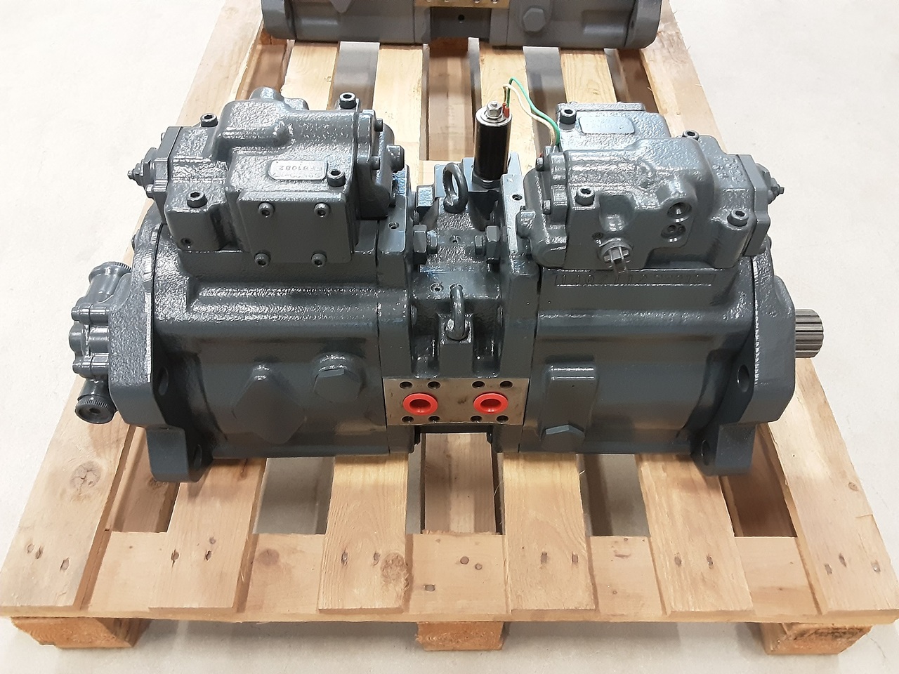 Kawasaki K5V140DT-151R-9N29-HV - Bomba hidráulica por Escavadora de rastos: foto 3 Kawasaki K5V140DT-151R-9N29-HV - Bomba hidráulica por Escavadora de rastos: foto 3