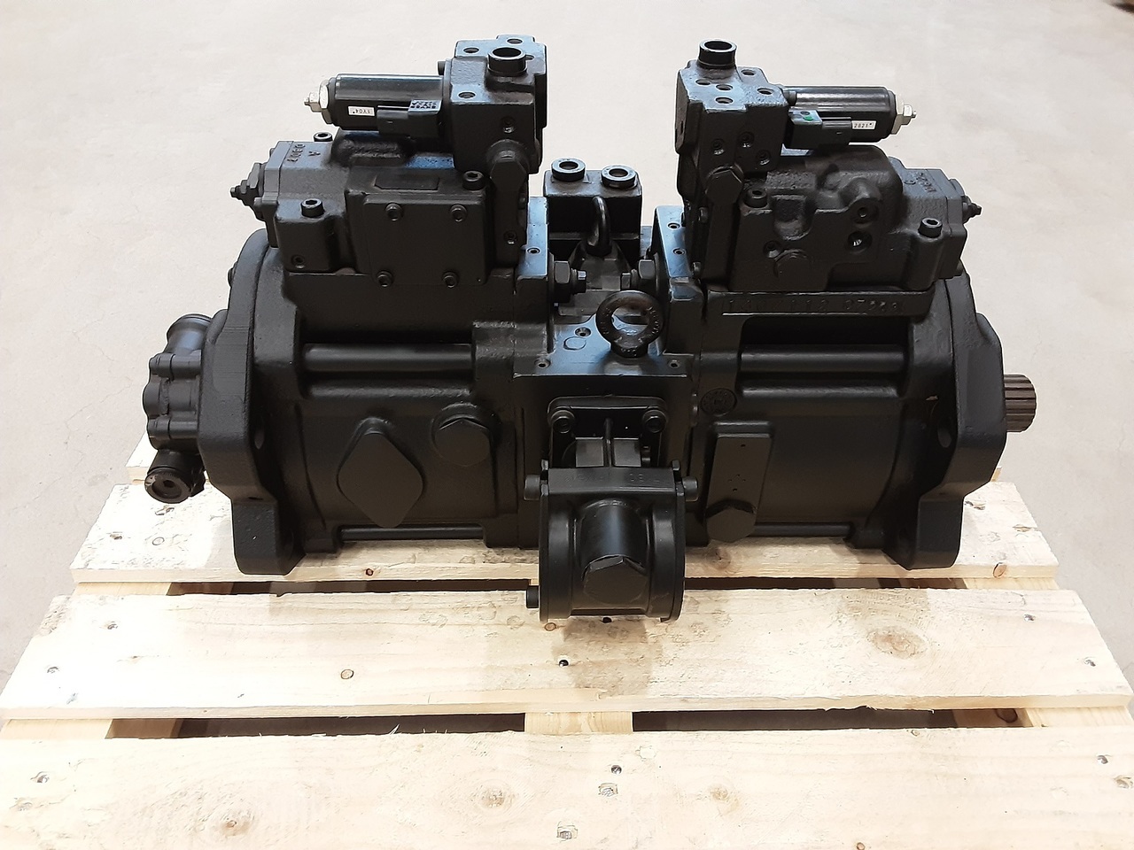 Kawasaki K5V140DTP10LR-YT2K-V - Bomba hidráulica por Escavadora de rastos: foto 1 Kawasaki K5V140DTP10LR-YT2K-V - Bomba hidráulica por Escavadora de rastos: foto 1