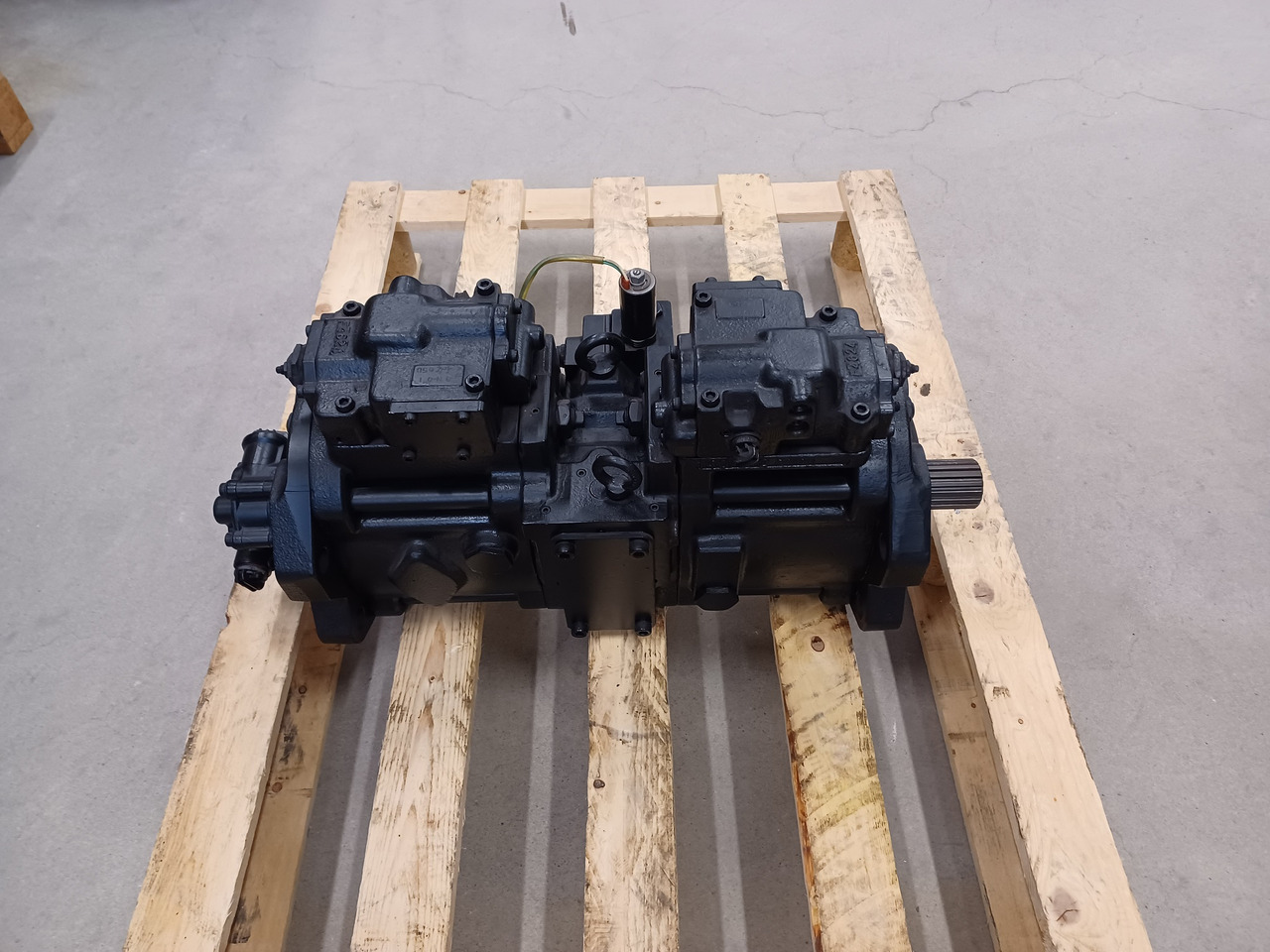 Kawasaki K5V140DTP1D9R-9N01 - Bomba hidráulica por Escavadora de rastos: foto 3 Kawasaki K5V140DTP1D9R-9N01 - Bomba hidráulica por Escavadora de rastos: foto 3
