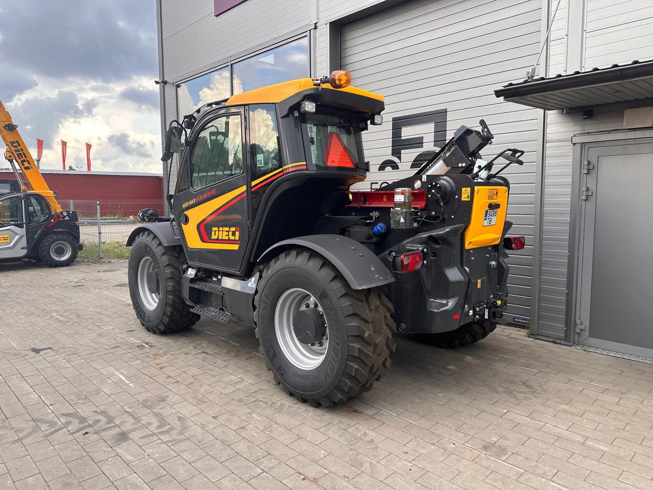 Dieci Agri Max 65.8 VS EVO2 - Empilhador telescópico: foto 3 Dieci Agri Max 65.8 VS EVO2 - Empilhador telescópico: foto 3