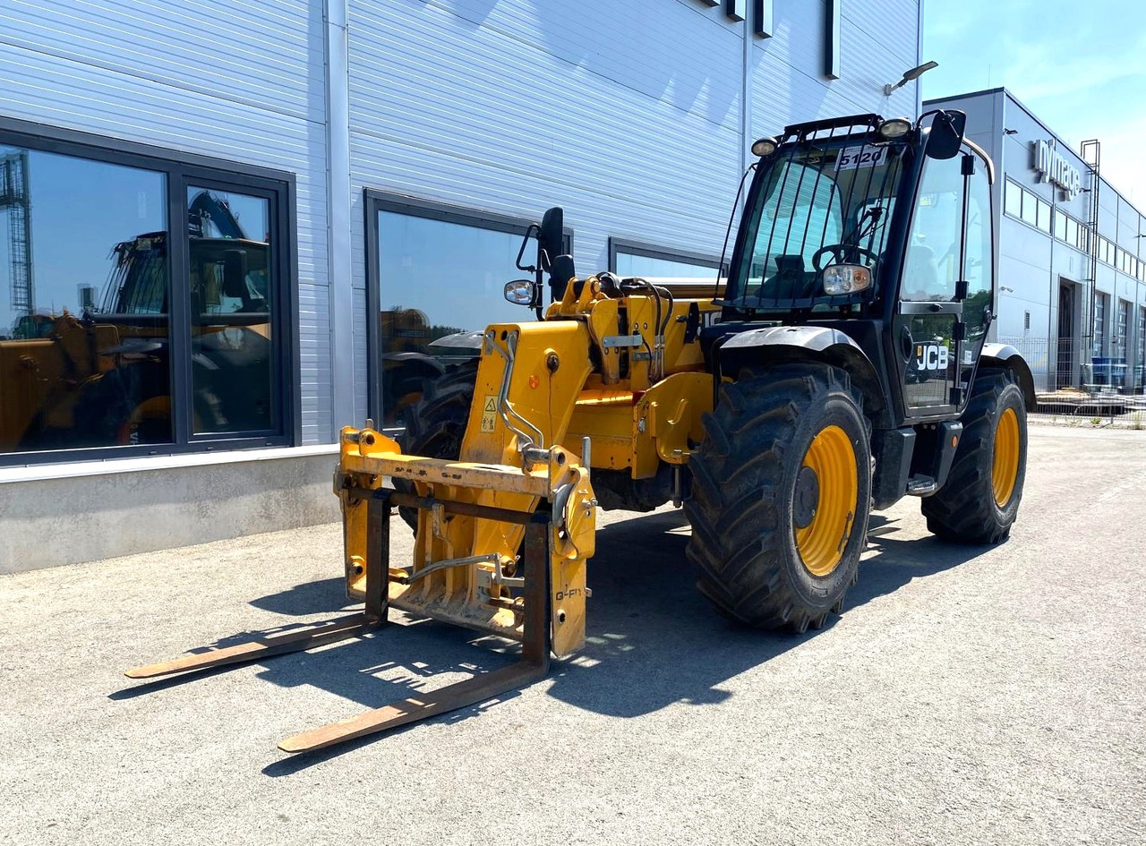 JCB 535-95 - Empilhador telescópico: foto 1 JCB 535-95 - Empilhador telescópico: foto 1
