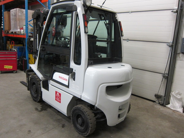 NISSAN Y1D2A20Q - Empilhadeira a diesel: foto 5 NISSAN Y1D2A20Q - Empilhadeira a diesel: foto 5