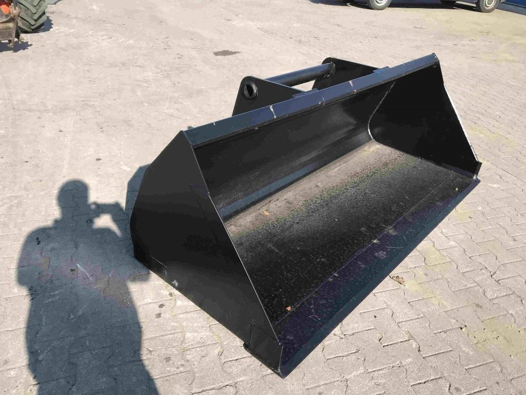 Bobcat Schaufel - Balde por Máquina de construção: foto 1 Bobcat Schaufel - Balde por Máquina de construção: foto 1
