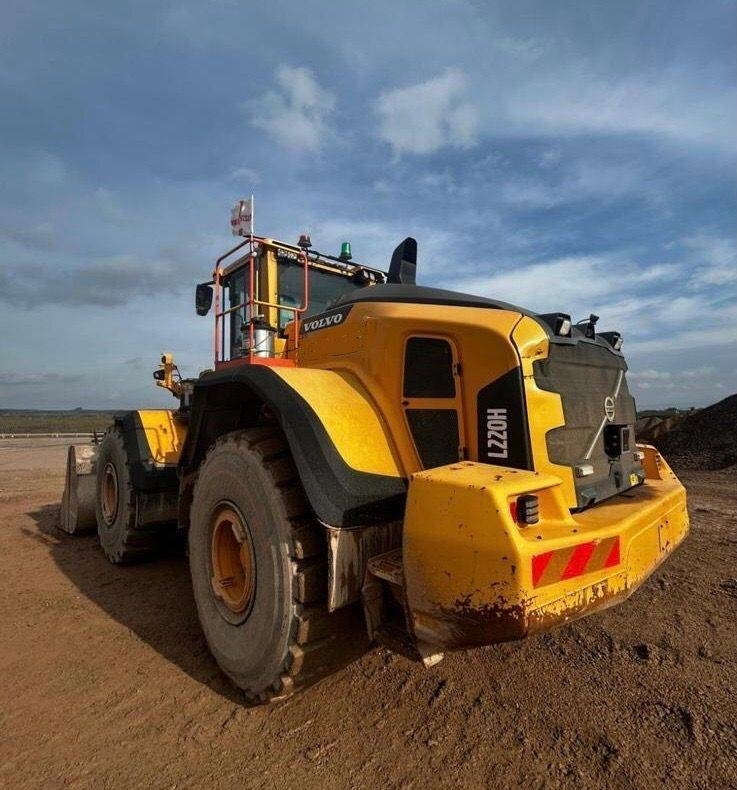 Volvo L 220 H - Pá carregadora de rodas: foto 1 Volvo L 220 H - Pá carregadora de rodas: foto 1
