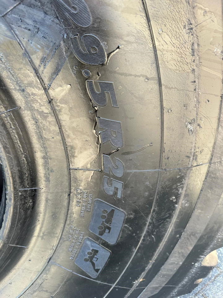 Michelin 29.5R25 Banden tyres - Pneu: foto 3 Michelin 29.5R25 Banden tyres - Pneu: foto 3
