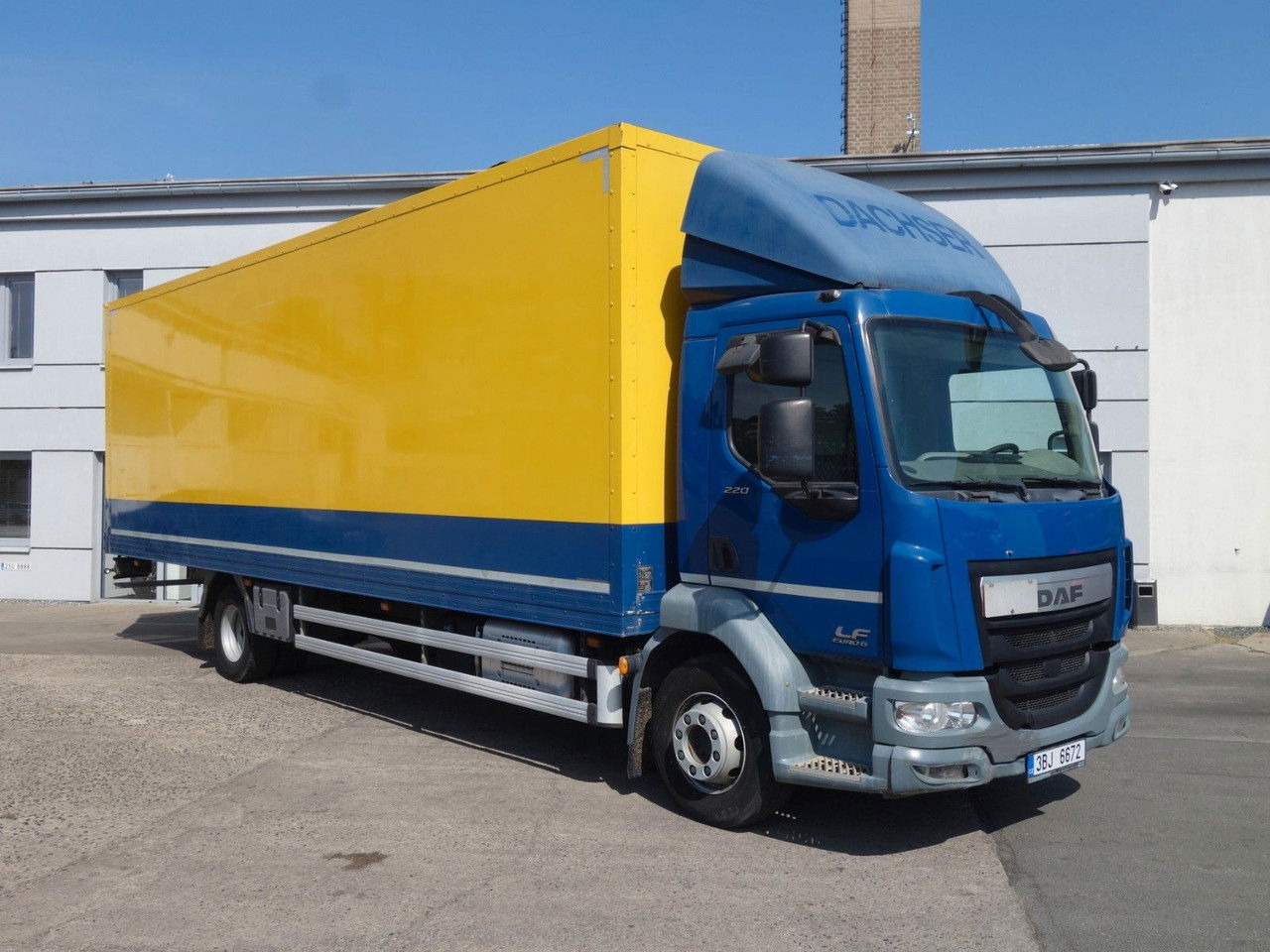 DAF LF 220 14 t - Camião furgão: foto 3 DAF LF 220 14 t - Camião furgão: foto 3