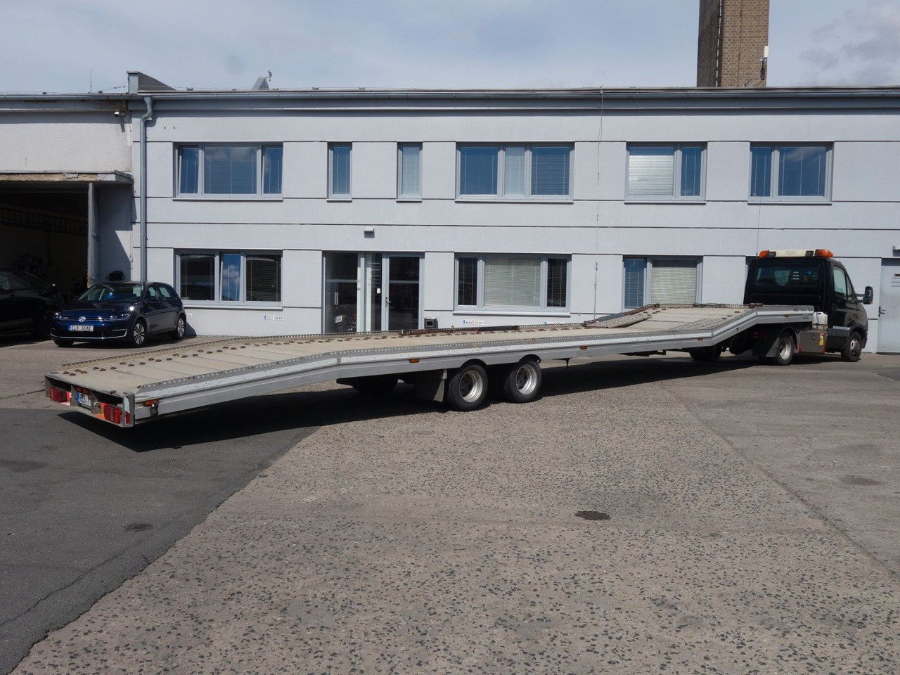 Iveco Daily 35C17 mit Anhänger für 3 PKW - Camião transporte de veículos: foto 5 Iveco Daily 35C17 mit Anhänger für 3 PKW - Camião transporte de veículos: foto 5
