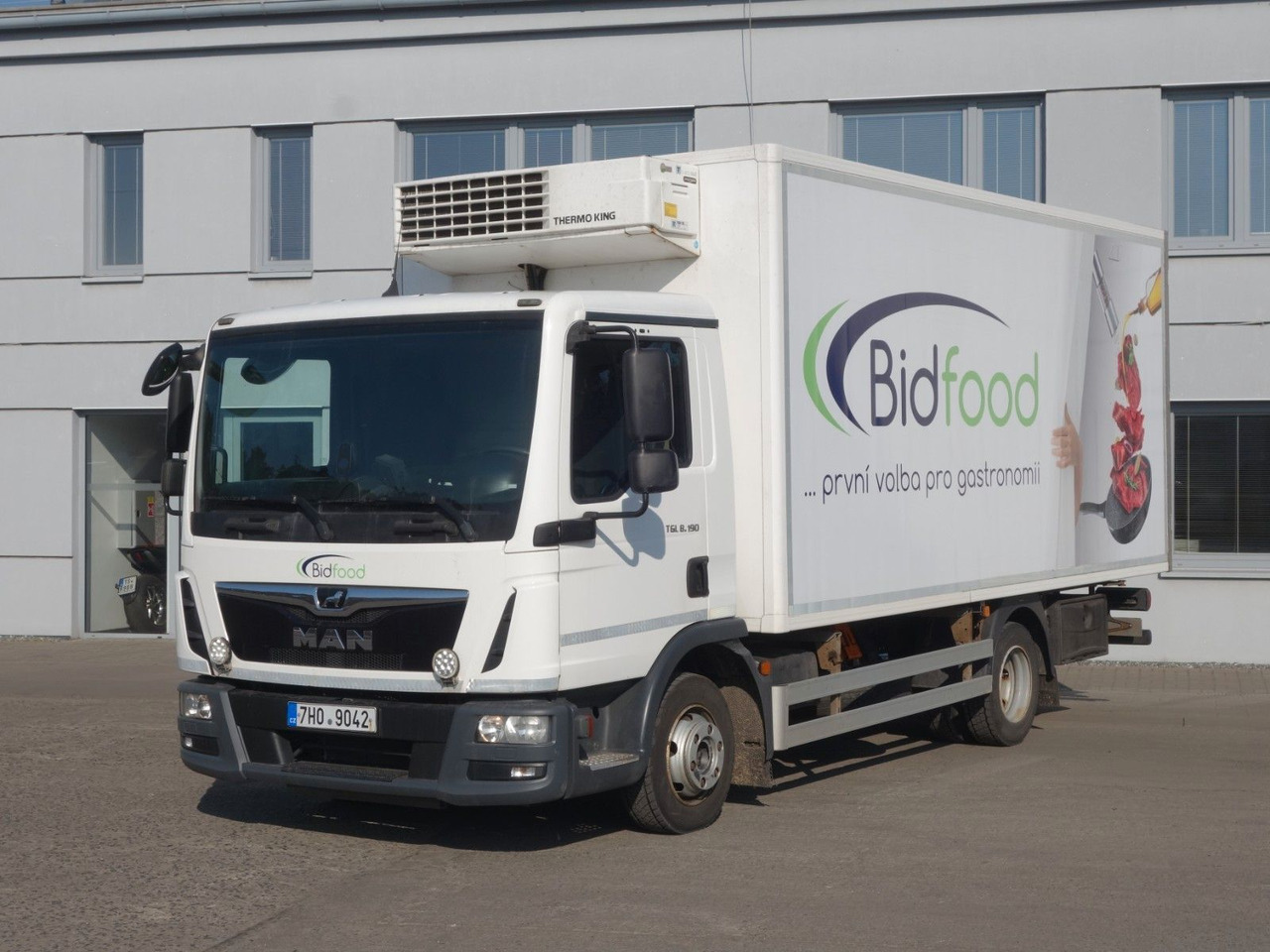 MAN TGL 8.190 mit Thermo King. 2 Temperaturen - Camião frigorífico: foto 1 MAN TGL 8.190 mit Thermo King. 2 Temperaturen - Camião frigorífico: foto 1