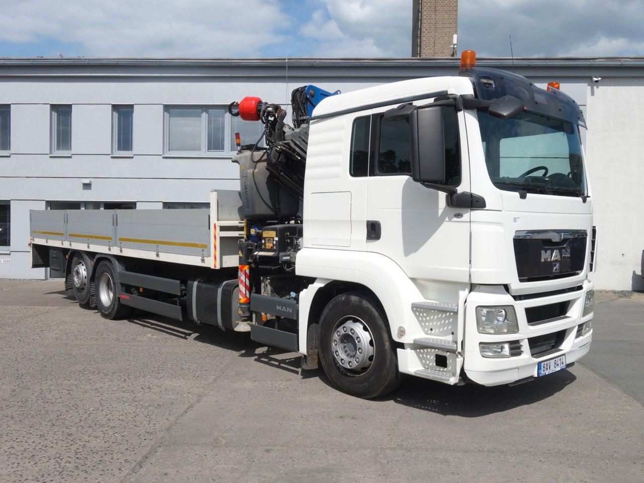 MAN TGS 26.360 FG 6x2 mit Fassi F210C - Camião grua: foto 3 MAN TGS 26.360 FG 6x2 mit Fassi F210C - Camião grua: foto 3