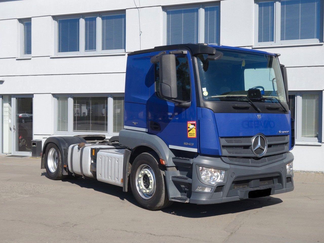 Mercedes-Benz Actros 1843 Lsnrl LD, Retarder, Navi, 9 Stk. - Tractor: foto 1 Mercedes-Benz Actros 1843 Lsnrl LD, Retarder, Navi, 9 Stk. - Tractor: foto 1