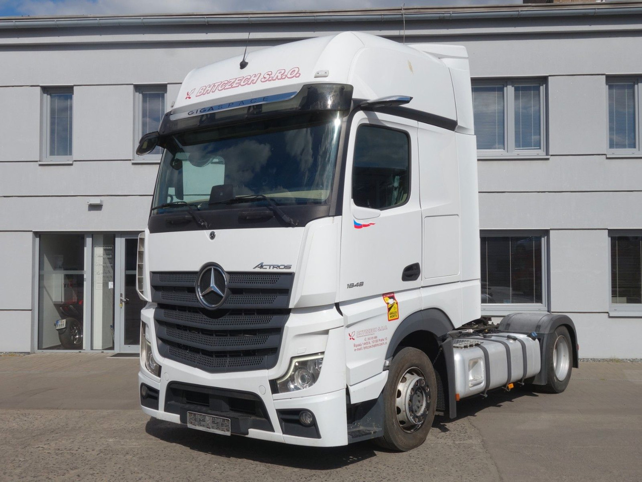 Mercedes-Benz Actros 1848 LSNRL Giga Space, Xenon, Cam - Tractor: foto 1 Mercedes-Benz Actros 1848 LSNRL Giga Space, Xenon, Cam - Tractor: foto 1