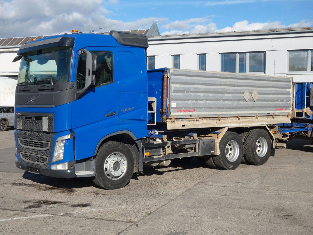 Volvo FH 13.500 6x4 Dreiseitenkipper - Camião basculante: foto 1 Volvo FH 13.500 6x4 Dreiseitenkipper - Camião basculante: foto 1