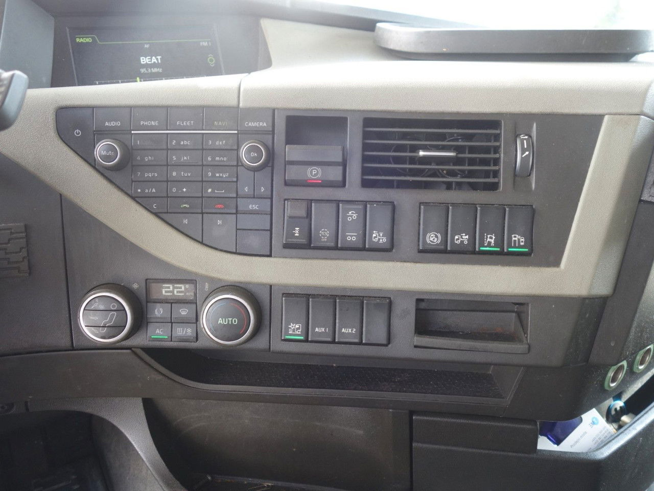 Camião de lona Volvo FH 460 XL 6x2, 120 cbm, Durchfahren: foto 20