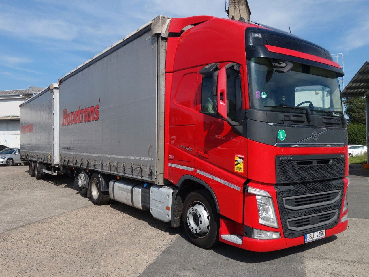 Volvo FH 460 XL 6x2, 120 cbm, Durchfahren - Camião de lona: foto 2 Volvo FH 460 XL 6x2, 120 cbm, Durchfahren - Camião de lona: foto 2