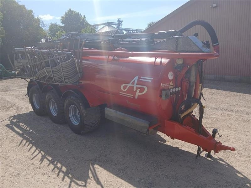 AP GV 25 m. 24 meter AP slangebom - Cisterna de chorume: foto 2 AP GV 25 m. 24 meter AP slangebom - Cisterna de chorume: foto 2