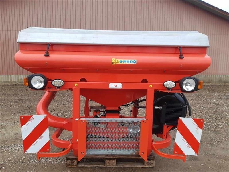 Gaspardo Fronttank PA1 - Equipamento de pós-colheita: foto 1 Gaspardo Fronttank PA1 - Equipamento de pós-colheita: foto 1
