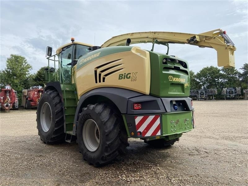 Krone Big X 630 m. Easyflow S380 & Easycollect 900 - Picadora de forragem automotriz: foto 3 Krone Big X 630 m. Easyflow S380 & Easycollect 900 - Picadora de forragem automotriz: foto 3