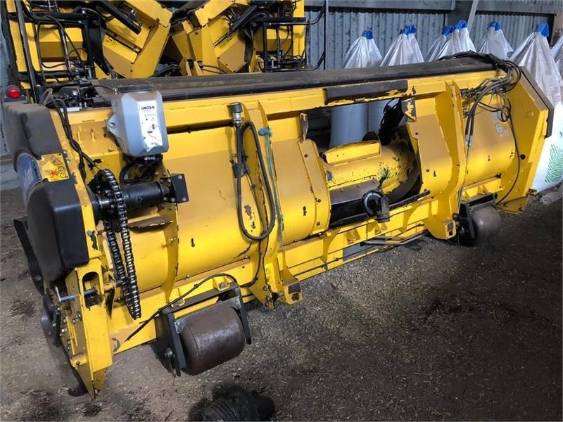 New Holland 356W - Acessórios para Colhedora de forragem: foto 2 New Holland 356W - Acessórios para Colhedora de forragem: foto 2