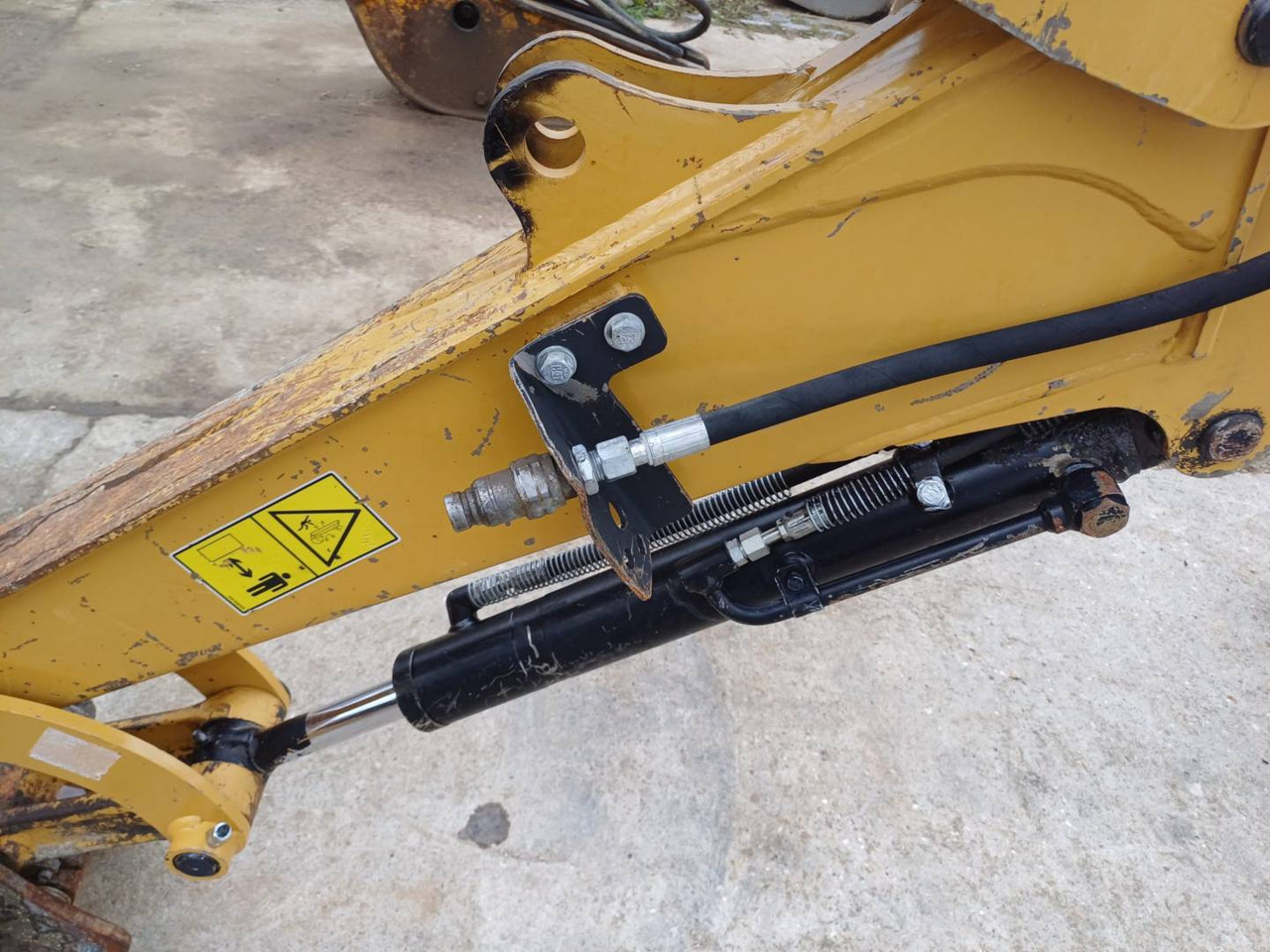 Escavadora de rastos CAT 303ECR: foto 11