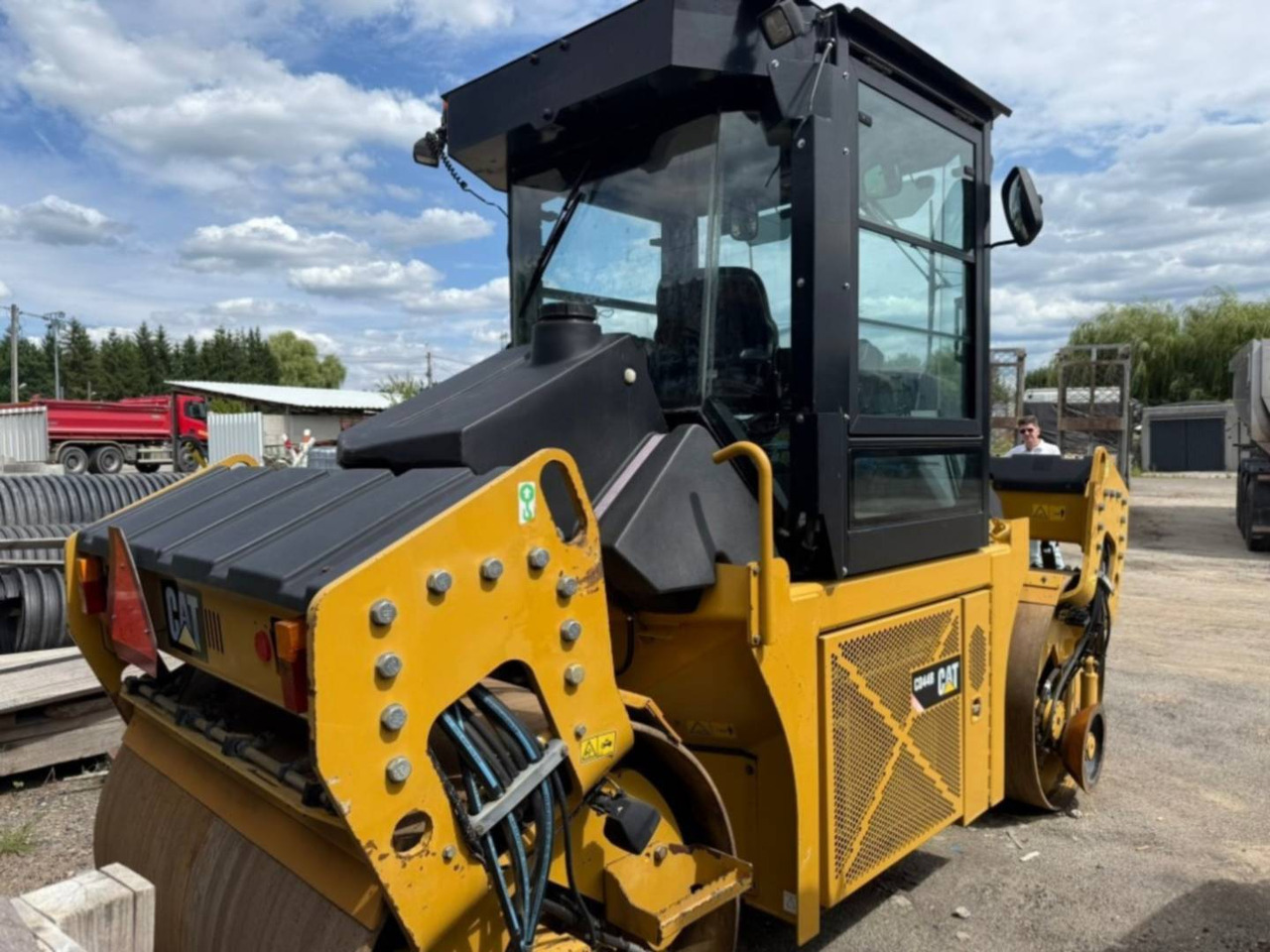 CAT CD44B - Compactador de asfalto: foto 4 CAT CD44B - Compactador de asfalto: foto 4