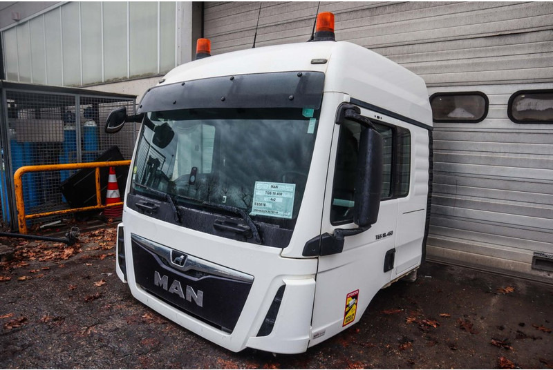 MAN F99L39 TGS EURO6 - Cabine e interior por Camião: foto 3 MAN F99L39 TGS EURO6 - Cabine e interior por Camião: foto 3