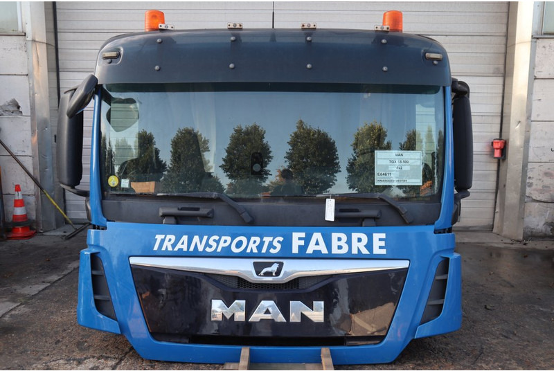 MAN F99L40 TGX XL - Cabine e interior por Camião: foto 1 MAN F99L40 TGX XL - Cabine e interior por Camião: foto 1