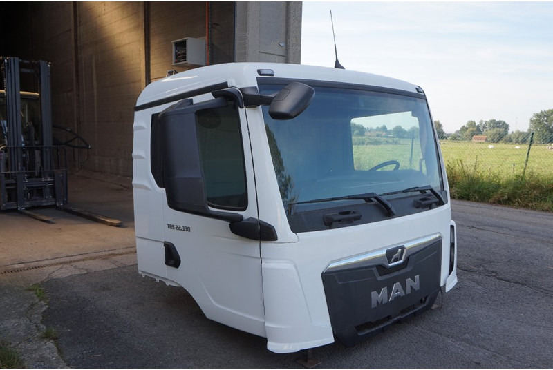 MAN TG3 NN NEW 81.60000-5120 - Cabine e interior por Camião: foto 2 MAN TG3 NN NEW 81.60000-5120 - Cabine e interior por Camião: foto 2