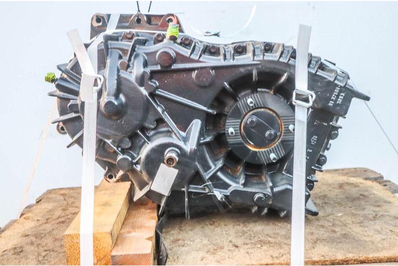 MAN VG172 P22-6 81.37000-7411 - Caixa de velocidade por Camião: foto 3 MAN VG172 P22-6 81.37000-7411 - Caixa de velocidade por Camião: foto 3