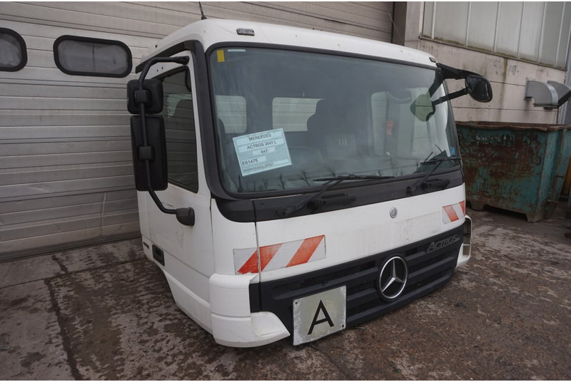 Mercedes-Benz ACTROS F07 R TUNNEL HOOG 94389925287927 - Cabine e interior por Camião: foto 3 Mercedes-Benz ACTROS F07 R TUNNEL HOOG 94389925287927 - Cabine e interior por Camião: foto 3