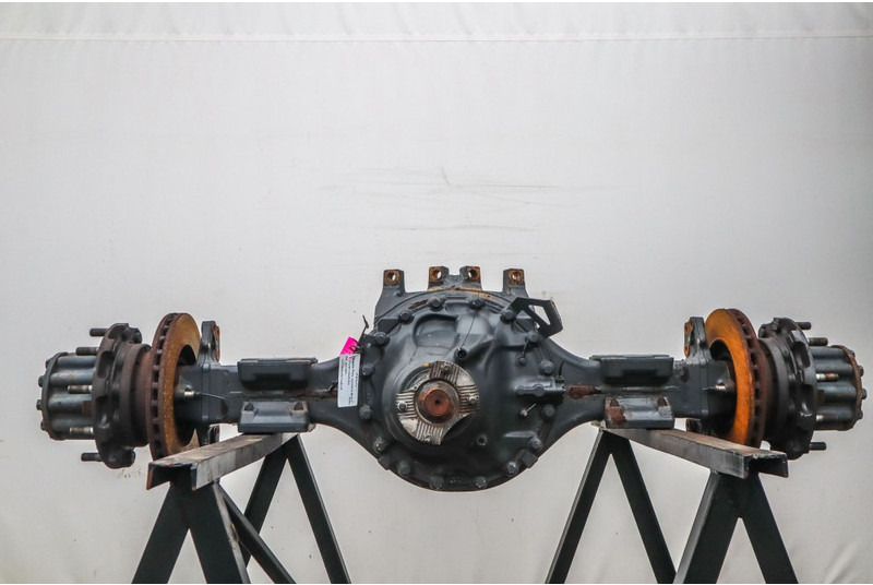 Mercedes-Benz R440-13A/C22.5 37/13 2? MODEL - Eixo traseiro por Camião: foto 1 Mercedes-Benz R440-13A/C22.5 37/13 2? MODEL - Eixo traseiro por Camião: foto 1