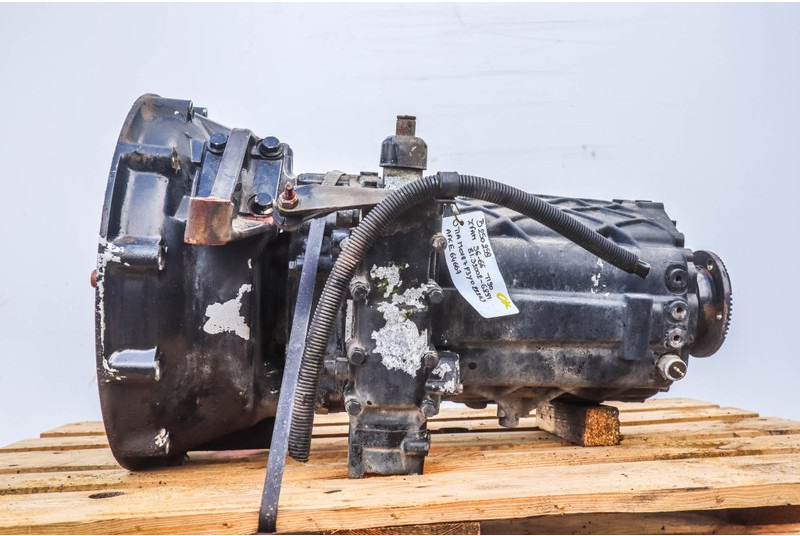 ZF S6-66 M90 81.32002-6891 - Peça de reposição por Camião: foto 3 ZF S6-66 M90 81.32002-6891 - Peça de reposição por Camião: foto 3