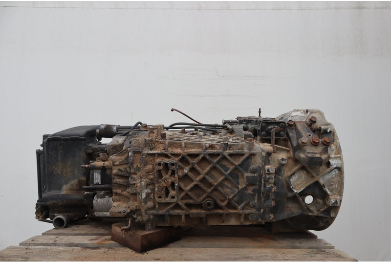 ZF 16S151OD+INT F2000 81.32004-6402 - Caixa de velocidade por Camião: foto 3 ZF 16S151OD+INT F2000 81.32004-6402 - Caixa de velocidade por Camião: foto 3