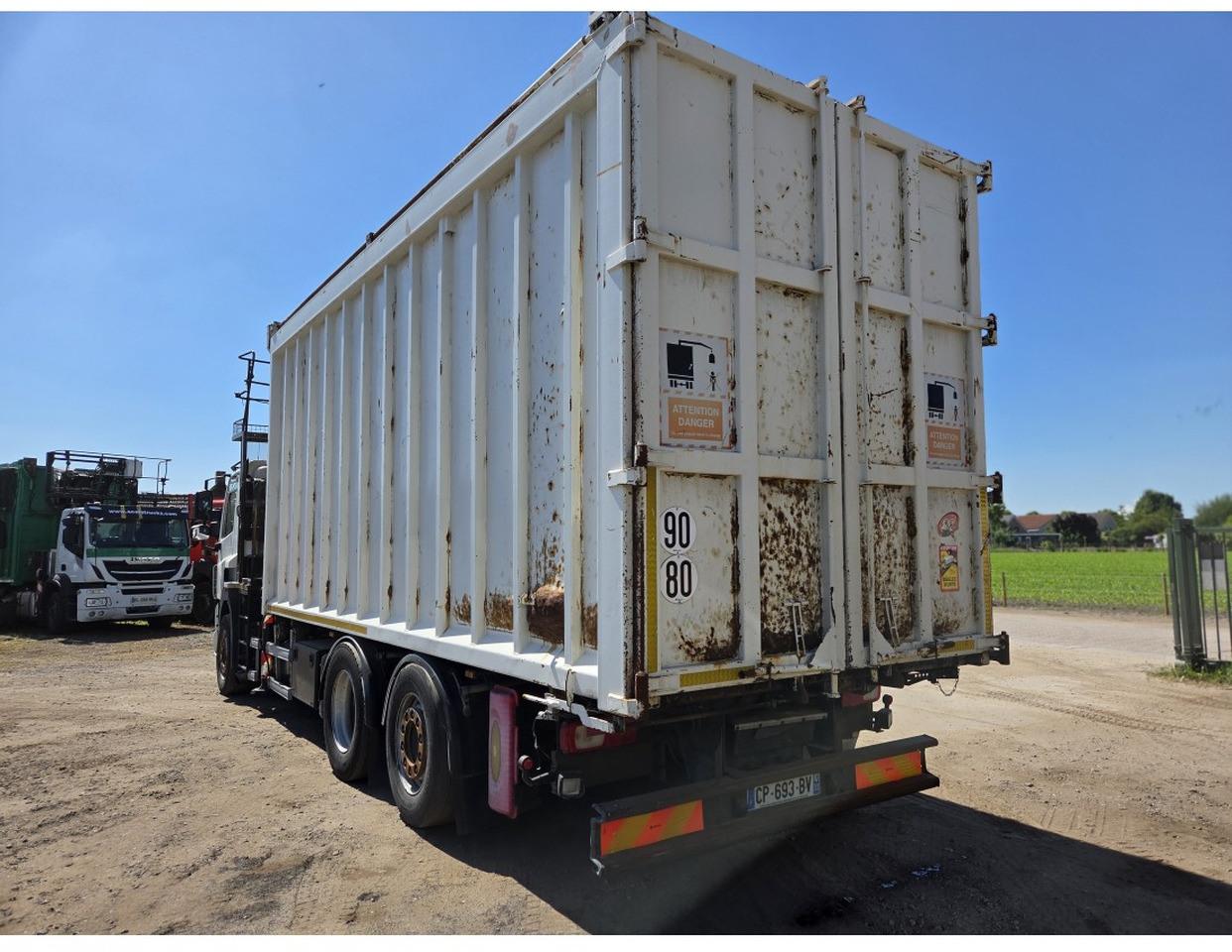 Camião basculante, Camião grua DAF CF85.410 6x2 steering axle lenk Tipper Crane HIAB J1320Z: foto 10