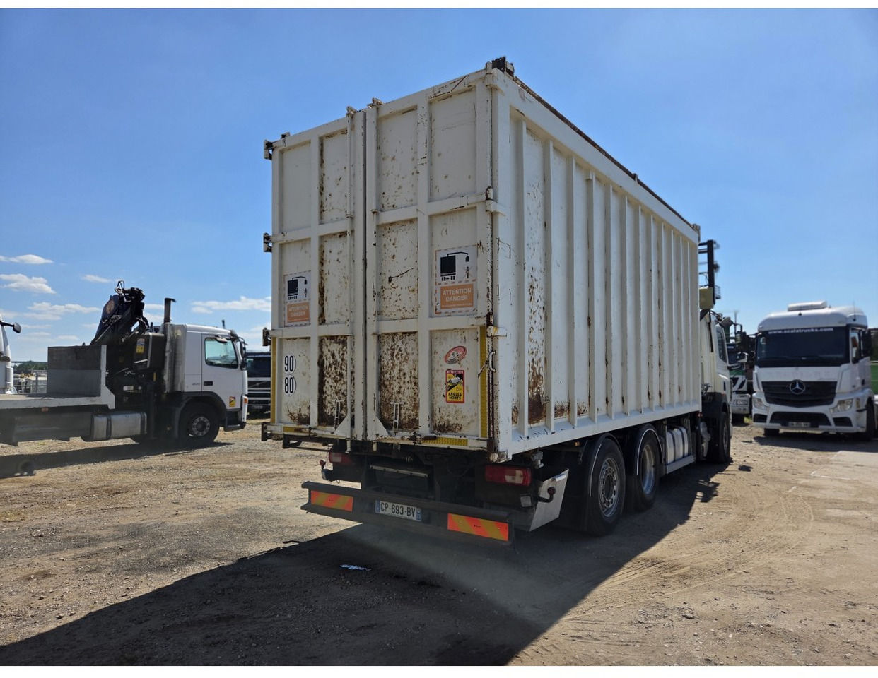 Camião basculante, Camião grua DAF CF85.410 6x2 steering axle lenk Tipper Crane HIAB J1320Z: foto 9
