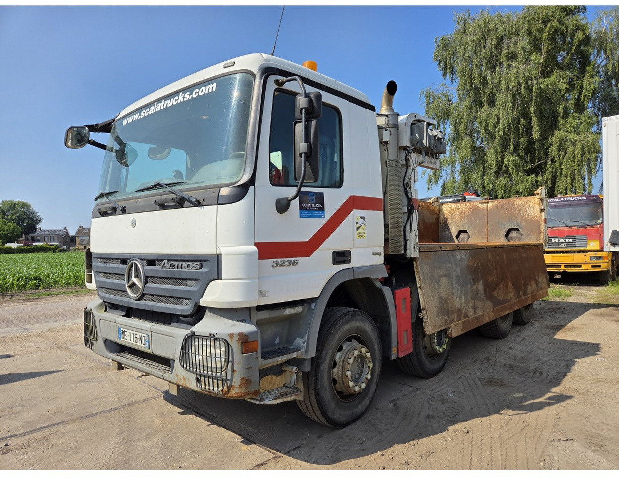 Mercedes Actros 3236 8x4 2-Side Tipper EPS Gearbox 3 Pedals - Camião basculante: foto 5 Mercedes Actros 3236 8x4 2-Side Tipper EPS Gearbox 3 Pedals - Camião basculante: foto 5
