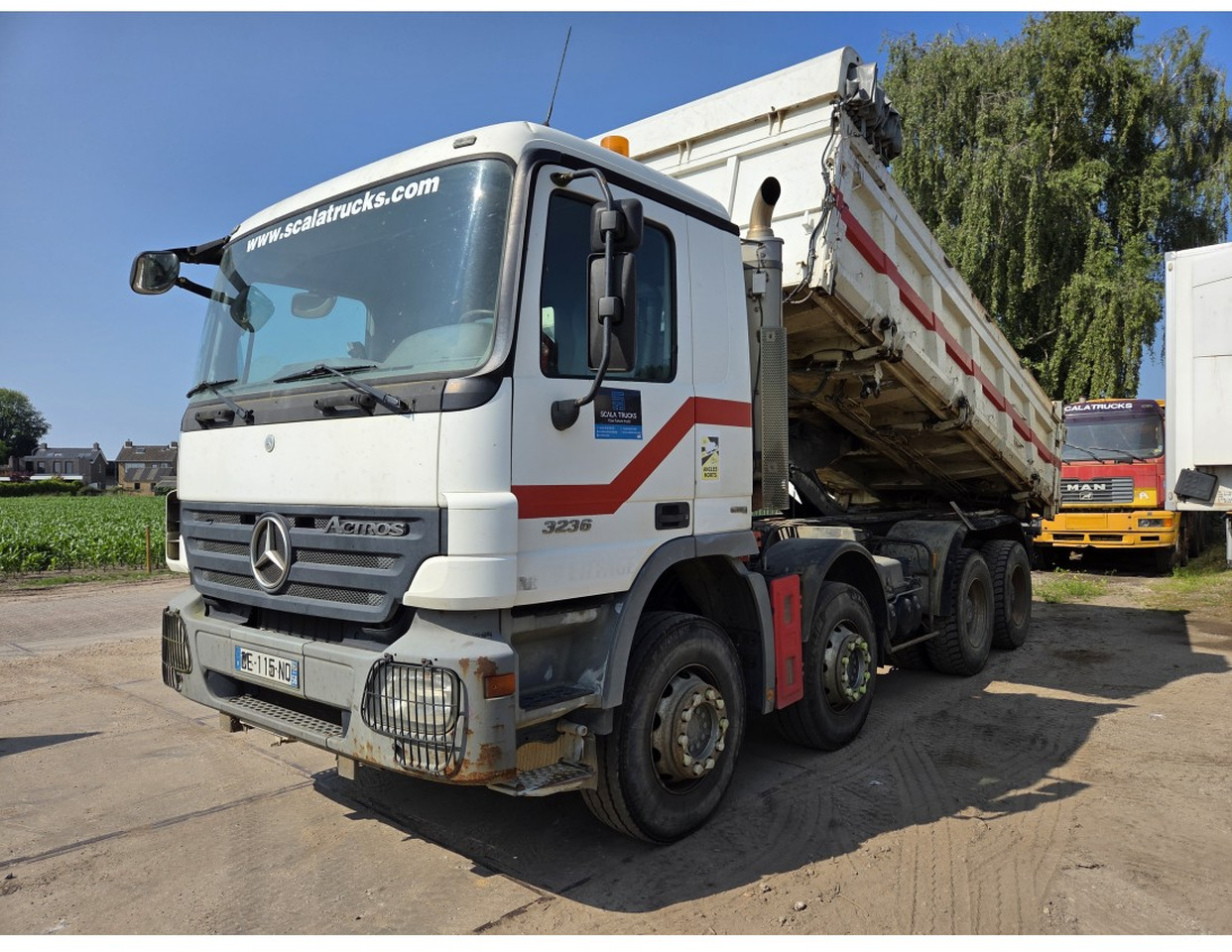 Mercedes Actros 3236 8x4 2-Side Tipper EPS Gearbox 3 Pedals - Camião basculante: foto 1 Mercedes Actros 3236 8x4 2-Side Tipper EPS Gearbox 3 Pedals - Camião basculante: foto 1