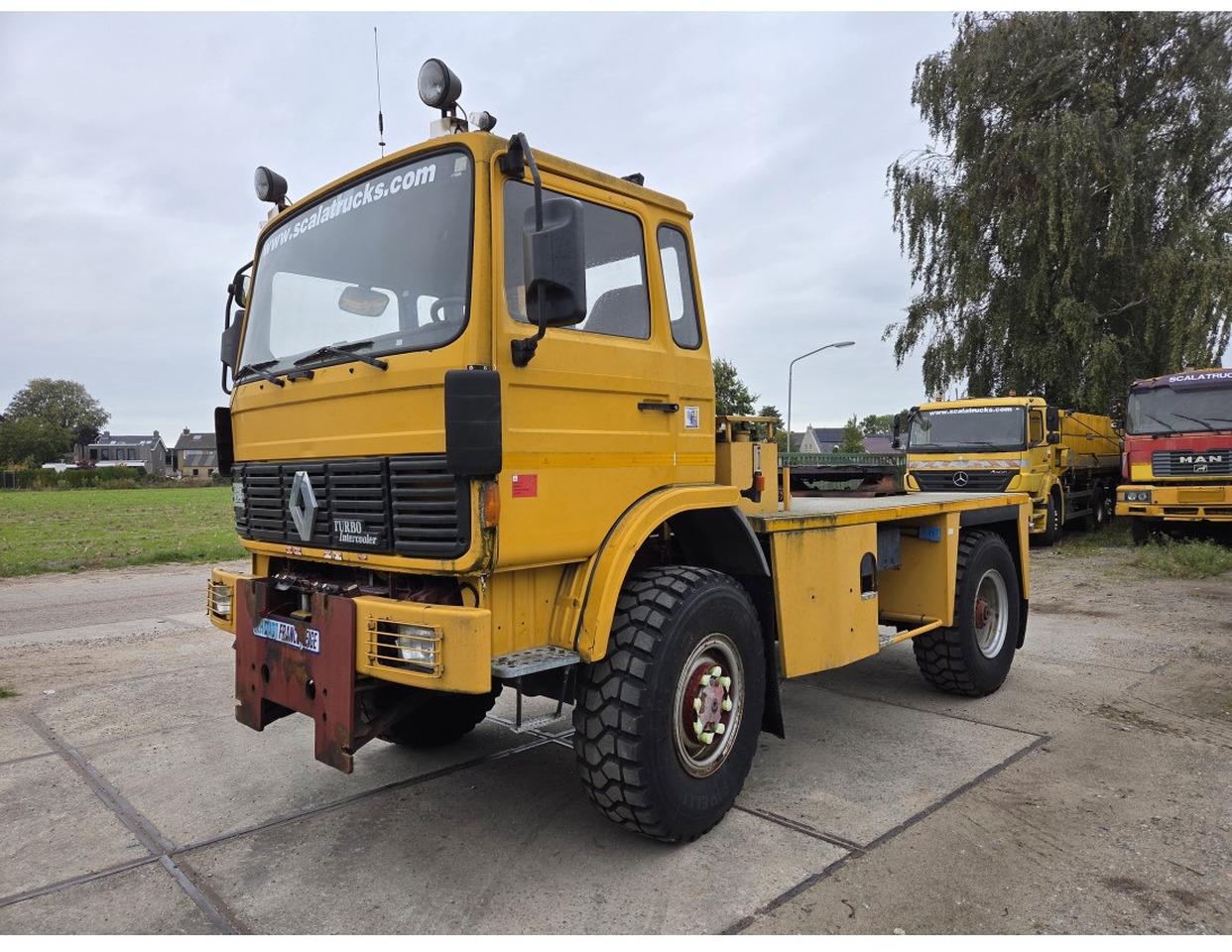 RENAULT M170 4x4 TRACTOR UNIT FULL SPRING SUSPENSION VERY LOW MILEAGE - Tractor: foto 1 RENAULT M170 4x4 TRACTOR UNIT FULL SPRING SUSPENSION VERY LOW MILEAGE - Tractor: foto 1
