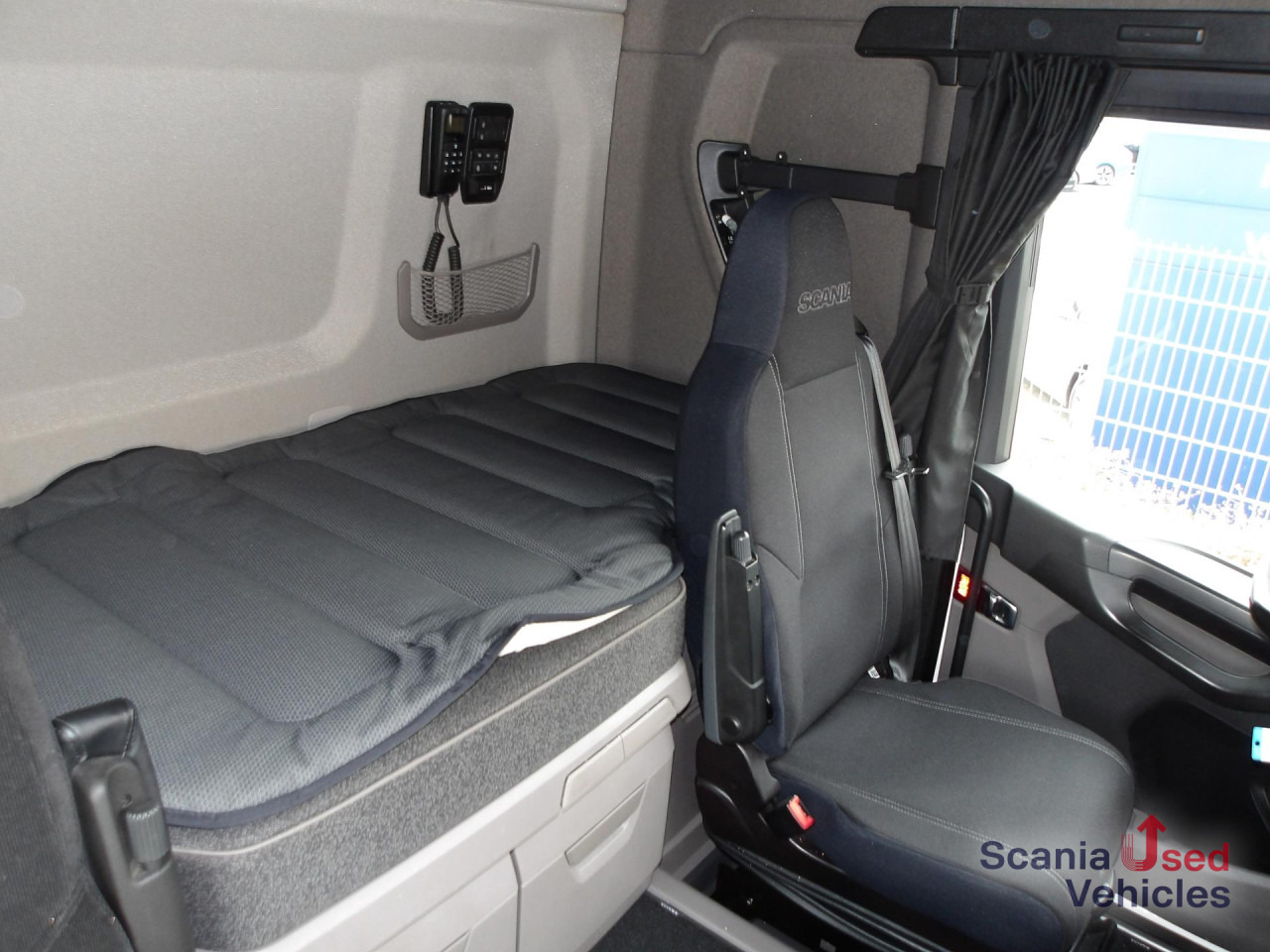 SCANIA R 500 - 6x2*4 - BDF 715-745 - 2x TANKs - SCR ONLY - Camião transportador de contêineres/ Caixa móvel: foto 2 SCANIA R 500 - 6x2*4 - BDF 715-745 - 2x TANKs - SCR ONLY - Camião transportador de contêineres/ Caixa móvel: foto 2