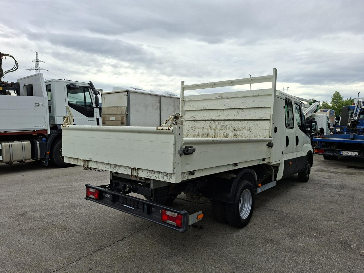 IVECO Daily 35C12D - Carrinha basculante, Carrinha cabine dupla: foto 3 IVECO Daily 35C12D - Carrinha basculante, Carrinha cabine dupla: foto 3