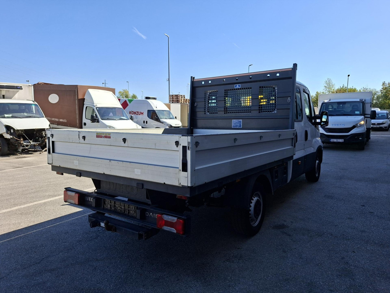 IVECO Daily 35S12 - Furgão, Carrinha cabine dupla: foto 4 IVECO Daily 35S12 - Furgão, Carrinha cabine dupla: foto 4