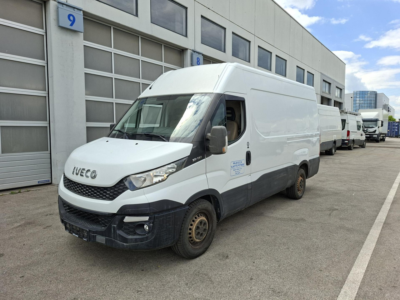 IVECO Daily 35S13V - Furgão de passageiros: foto 1 IVECO Daily 35S13V - Furgão de passageiros: foto 1