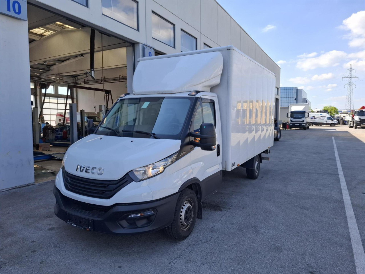 IVECO Daily 35S16 - Furgão: foto 1 IVECO Daily 35S16 - Furgão: foto 1